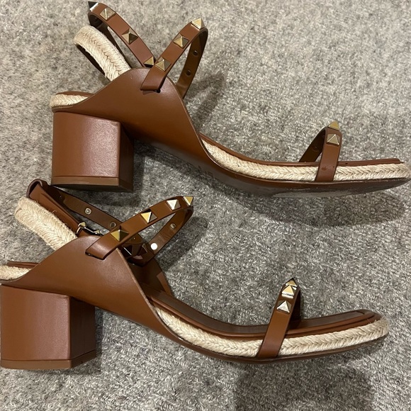 Valentino Garavani Opanka Rockstud Espadrille Sandals Size 39 - Picture 5 of 16